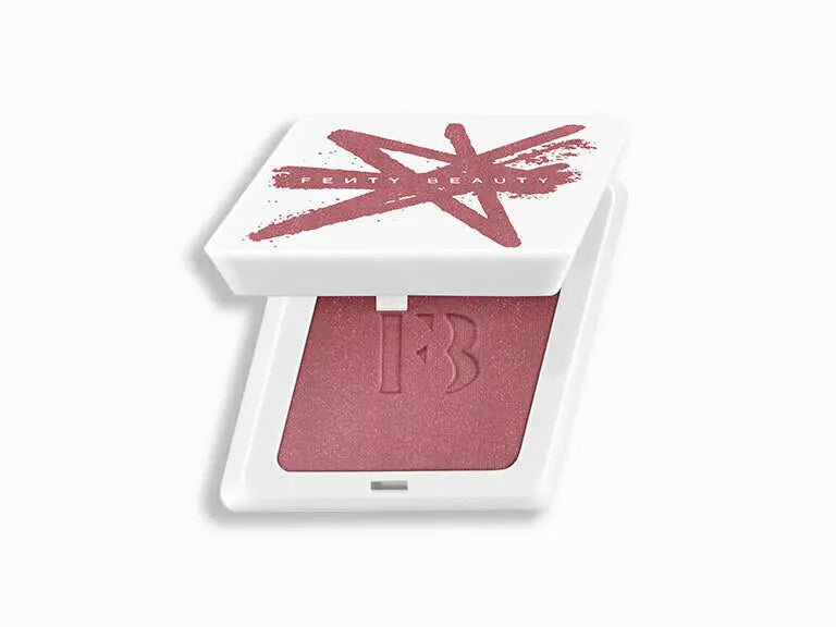 Pre orden - FENTY BEAUTY
Fenty Cheeks Suede Powder Blush