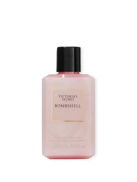 Victoria’s Secret - Fine Fragrance Pearlescent Body Wash - Fine Fragrance - beauty