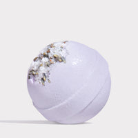Kylie Cosmetics - lavender bath bomb