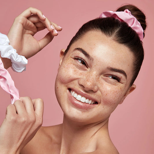 Kylie Cosmetics - kylie skin scrunchies